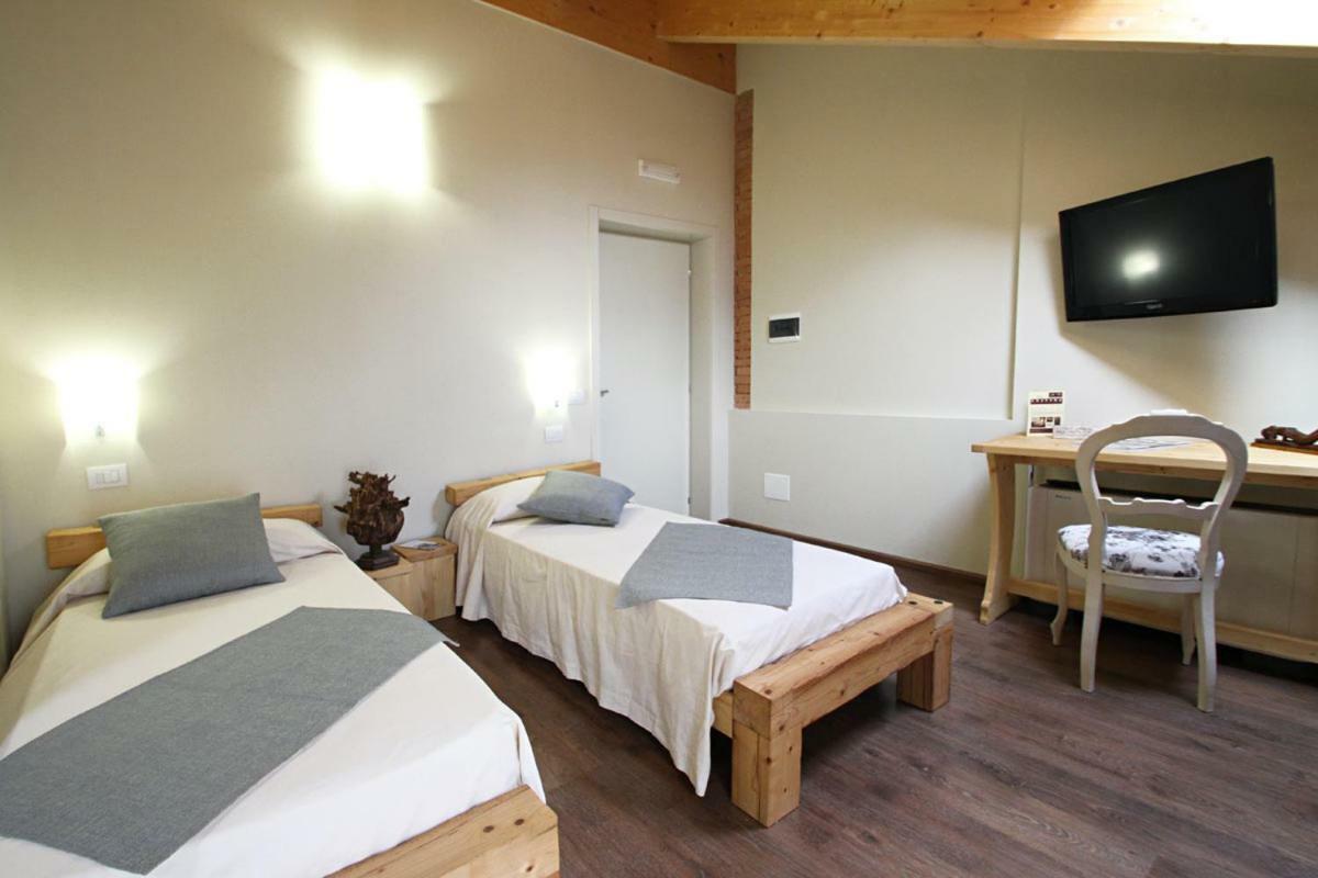 All'Albaro Agriturismo Salizzole Extérieur photo